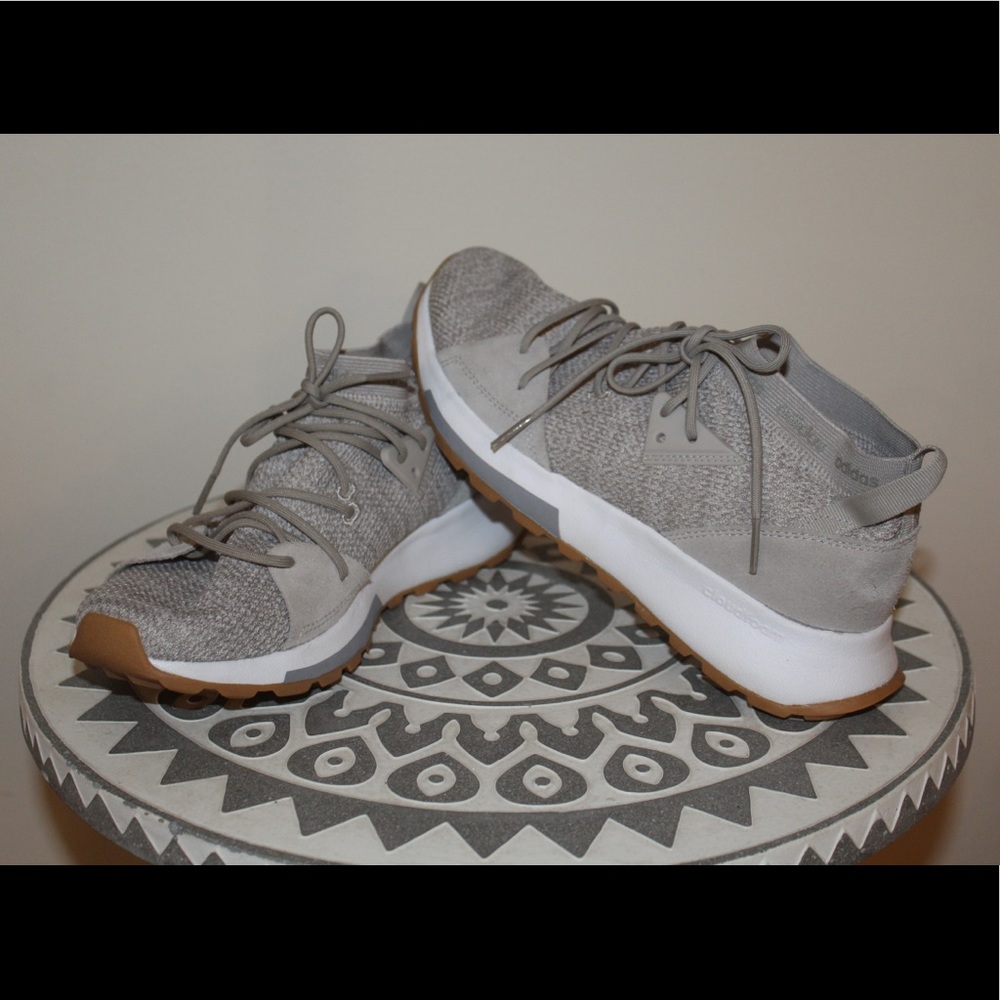 Women’s Adida’s tan shoes